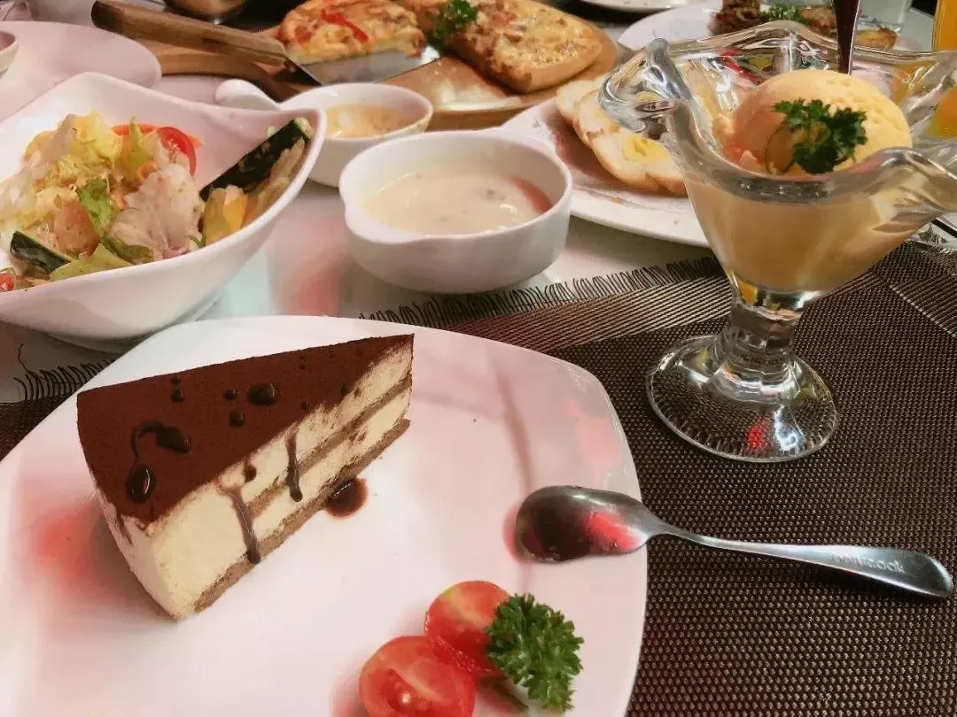空港新城 西餐風(fēng)情與國際化美食體驗(yàn)